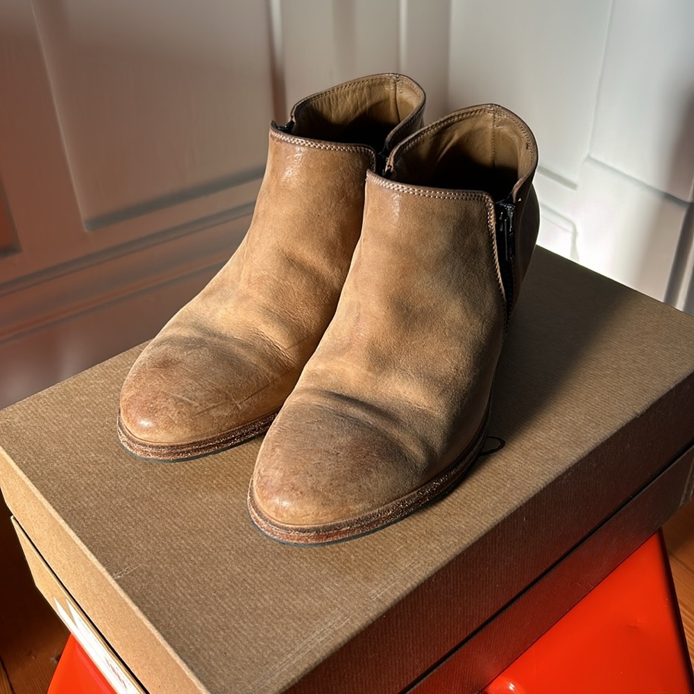 Peter Nappi Manda Twist Booties